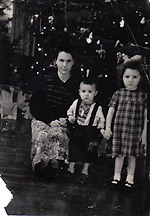 Валиулина Ф.Р. с сыном и дочерью